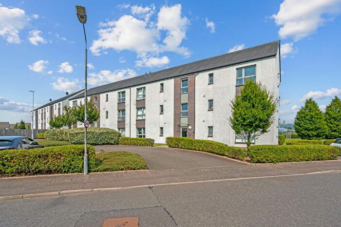 2 Bedroom Flat For Sale In Glendevon Drive, Stirling, FK8