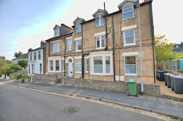 2 Bedroom Flat To Rent In Alpha Road, Cambridge, CB4