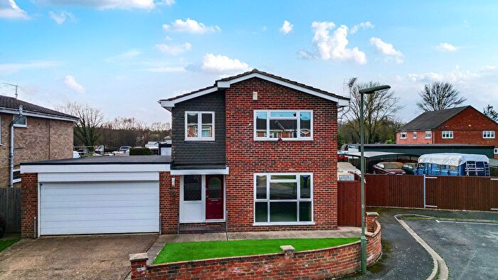 4 Bedroom Detached House For Sale In Staines, Surrey, TW18