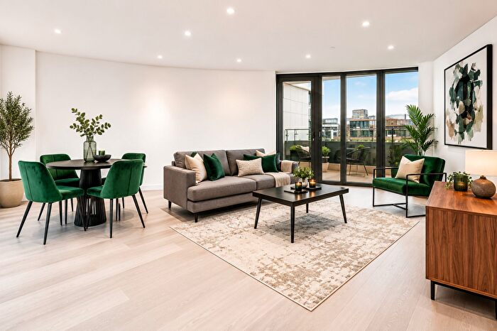 1 Bedroom Flat For Sale In City North West Tower, Finsbury Park, N4