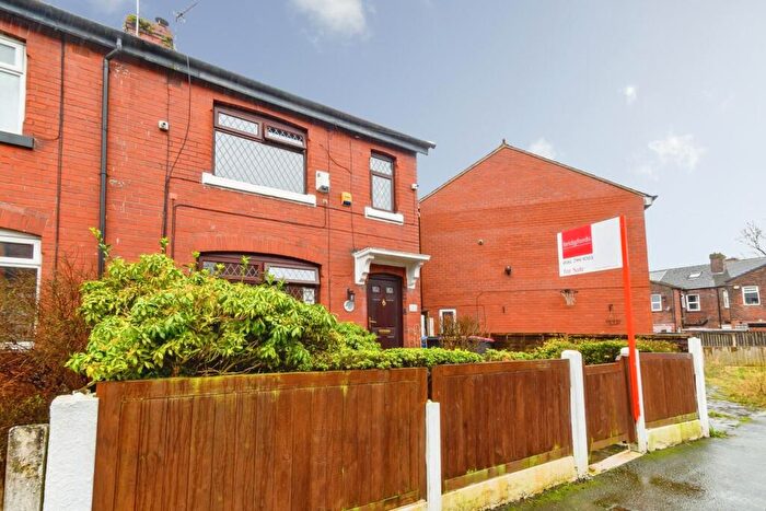 3 Bedroom Semi Detached House For Sale In Alexandra Road, Worsley, Manchester, Greater Manchester, M28