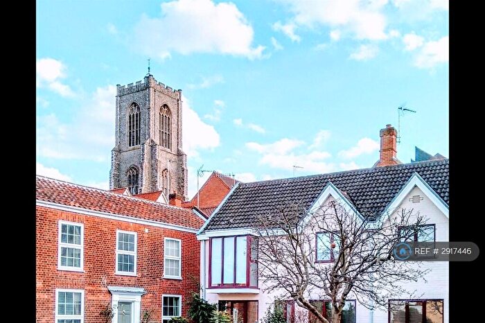 3 Bedroom Semi Detached House To Rent In Damocles Court, Norwich, NR2