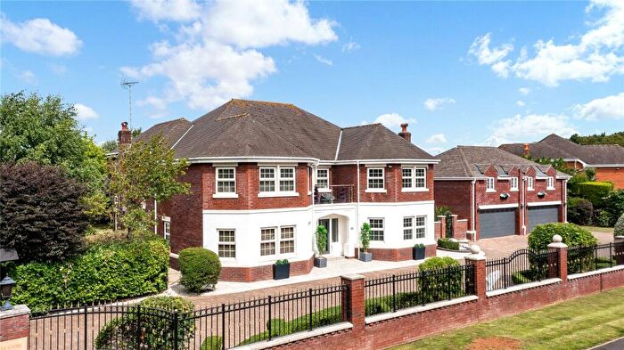 6 Bedroom Detached House For Sale In Regent Avenue, Lytham St. Annes, Lancashire, FY8
