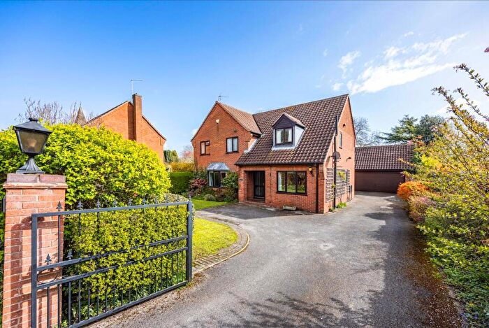4 Bedroom Detached House For Sale In Nairn Close, Farnsfield, NG22