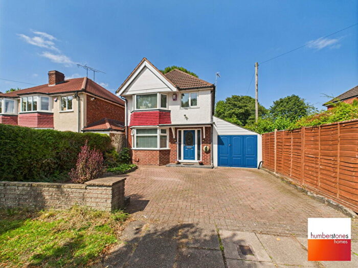 3 Bedroom Detached House For Sale In Quinton Lane, Quinton, B32