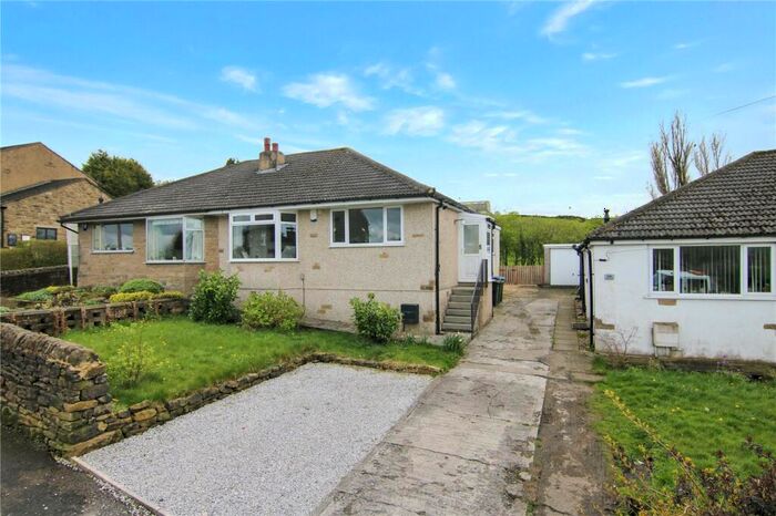 3 Bedroom Bungalow For Sale In Moss Carr Road, Long Lee, BD21
