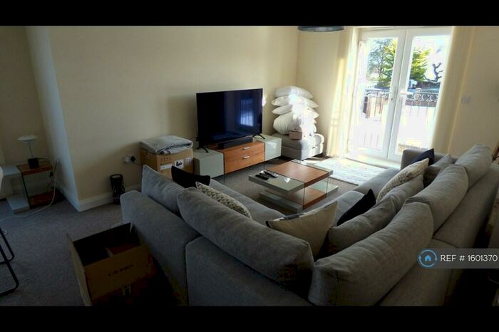 2 Bedroom Flat To Rent In Castlefields, Rhuddlan, Rhyl, LL18