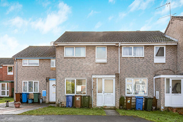 3 Bedroom Terraced House For Sale In Poplar Close, Kidlington, OX5