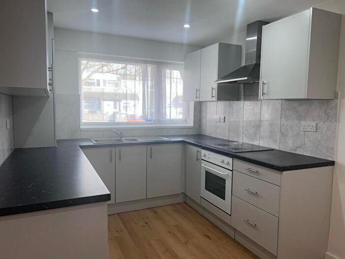 3 Bedroom Terraced House To Rent In Langdale Close, Bletchley, MK2