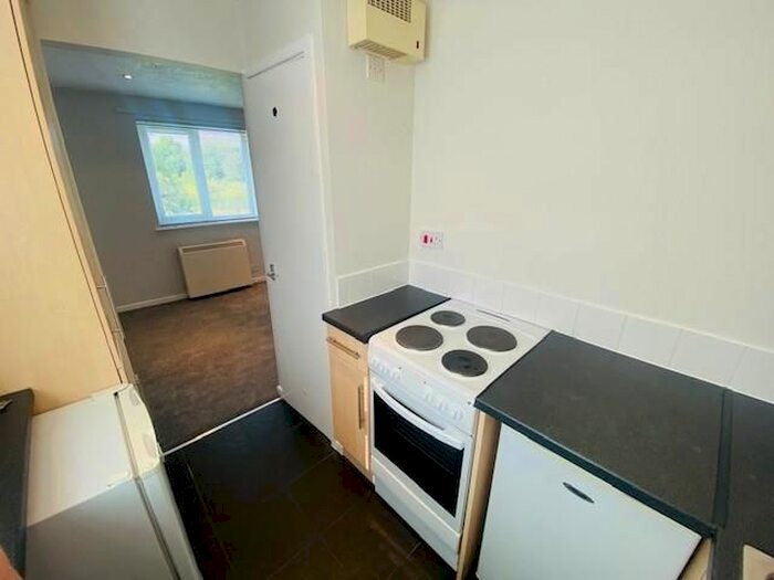 1 Bedroom Flat To Rent In Fledburgh Drive, Sutton Coldfield, West Midlands, B76