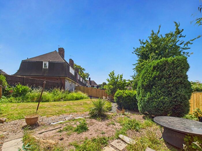 3 Bedroom End Of Terrace House For Sale In Andover Road, Nottingham, NG5