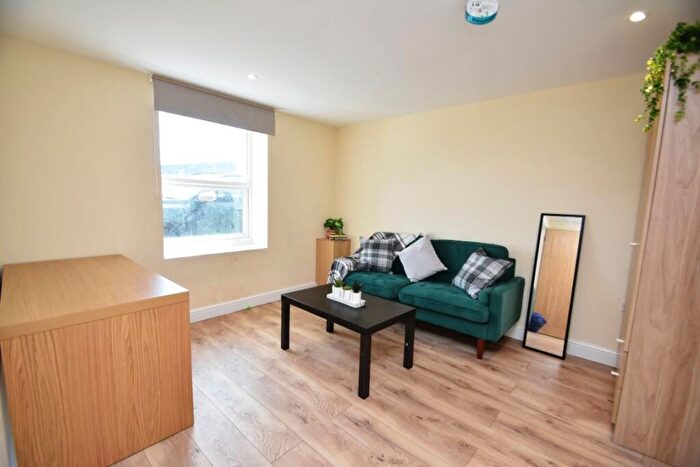 2 Bedroom House To Rent In Providence Place -, DH1