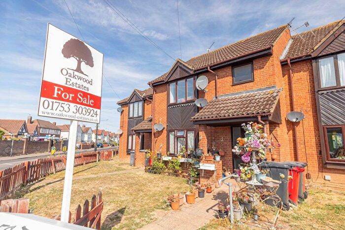 1 Bedroom Flat For Sale In Oatlands Drive, Slough, SL1