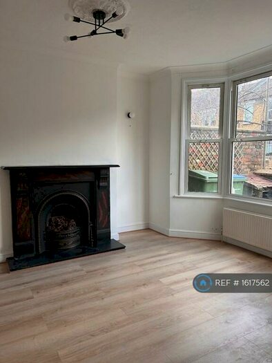 3 Bedroom End Of Terrace House To Rent In Fairthorn Road, London, SE7