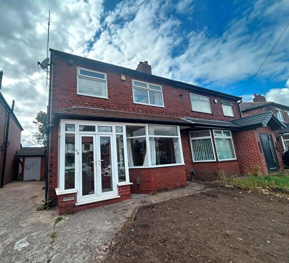 3 Bedroom Semi-Detached House To Rent In Wyverne Road, Chorlton, M21