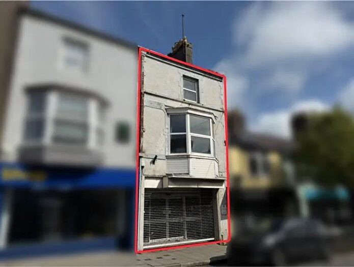 Terraced House For Sale In High Street, Llangefni, Gwynedd, LL77