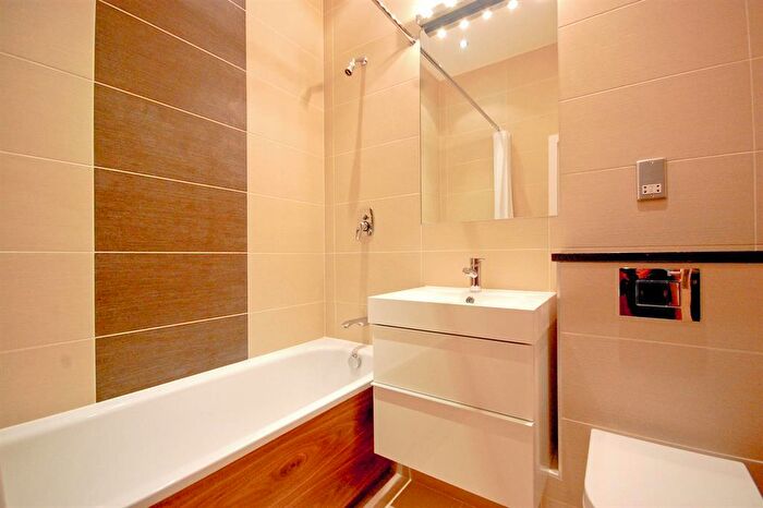 1 Bedroom Flat To Rent In Thrawl Street, Spitalfields, E1