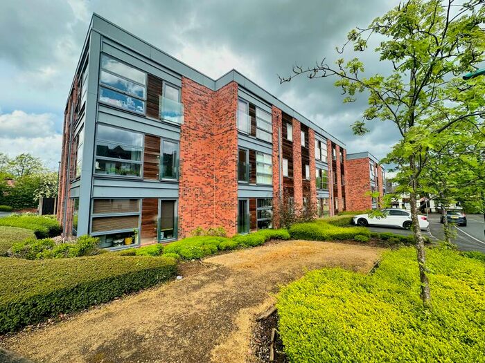 2 Bedroom Apartment To Rent In Watermark House, Nottingham, NG5