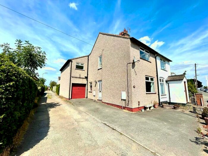 3 Bedroom Semi-Detached House To Rent In Coventry Road, Burbage, Hinckley, LE10