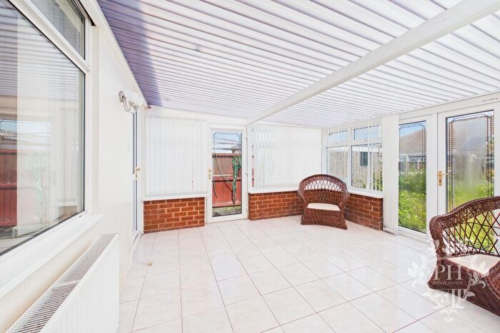 2 Bedroom Semi-Detached Bungalow For Sale In Lodge Road, Middlesbrough, TS6