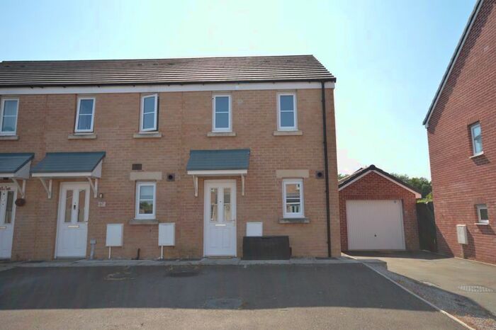 2 Bedroom End Of Terrace House To Rent In Ffordd Cadfan, Bridgend, CF31