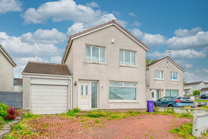 3 Bedroom Detached House For Sale In Loganswell Road, Deaconsbank, G46
