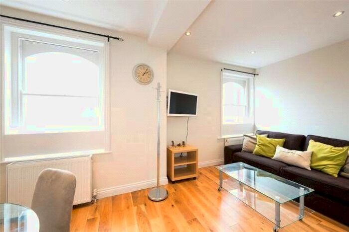2 Bedroom Flat To Rent In Chiltern Street, London, W1U