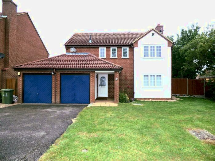 4 Bedroom House To Rent In Normandy Way, Bletchley, MK3