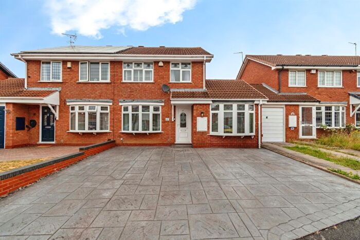 4 Bedroom Semi Detached House For Sale In Wychall Drive, Wolverhampton, WV10