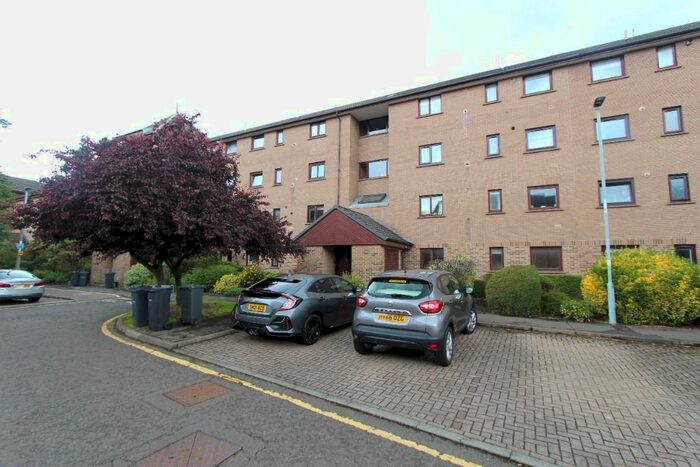 2 Bedroom Flat To Rent In East Parkside, Newington, Edinburgh, EH16