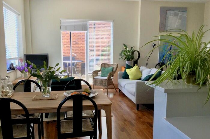 3 Bedroom Penthouse For Sale In Hop House, Dorchester, Dorset, DT1