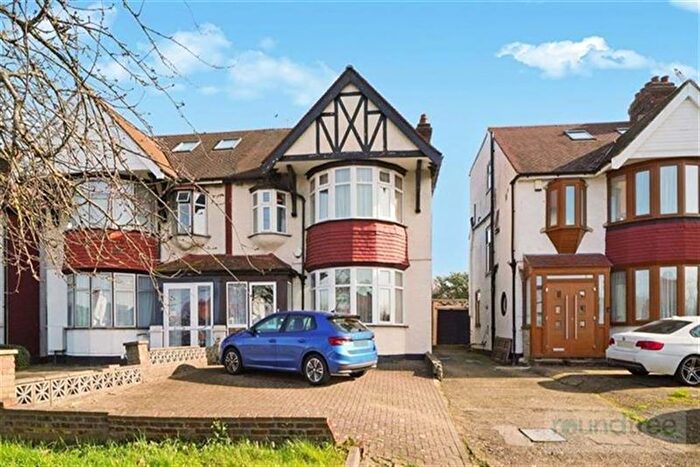 3 Bedroom Semi-Detached House For Sale In Watford Way, Hendon, NW4