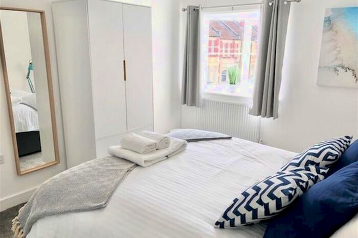 1 Bedroom Flat To Rent In Belle Vue Court, Easton, Bristol, BS5