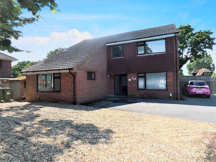 4 Bedroom Detached House To Rent In Fareham Park Road, Fareham, Hampshire, PO15