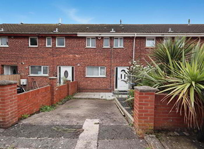 3 Bedroom Mid Terraced House For Sale In Glenville Green, Newtownabbey, BT37
