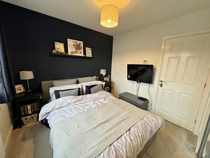 3 Bedroom End Of Terrace House For Sale In Gold Close, Fareham, PO14