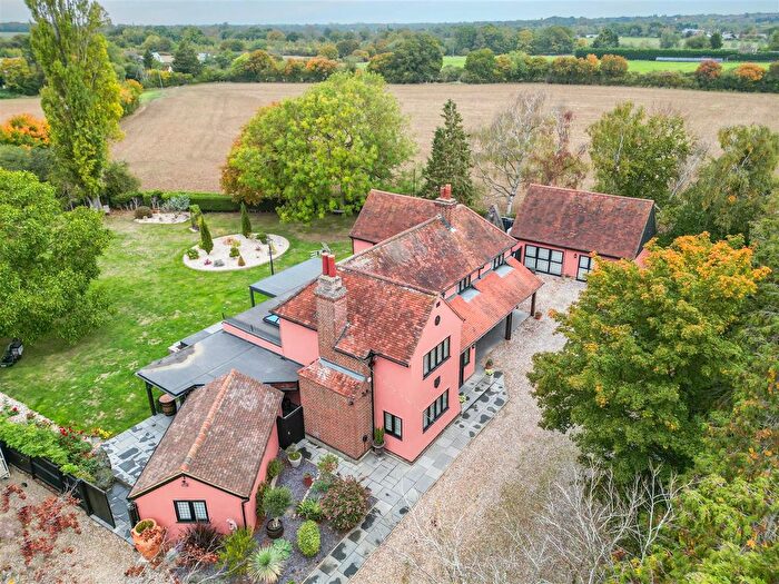 4 Bedroom Detached House For Sale In Braintree Road, Little Waltham, Chelmsford, CM3
