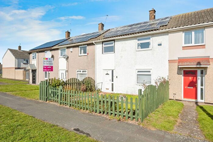 3 Bedroom Terraced House For Sale In Radburn Road, New Rossington, Doncaster, DN11