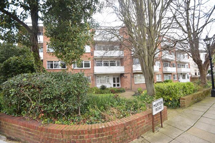 2 Bedroom Apartment To Rent In Merton Road, Southsea, Hampshire, PO5