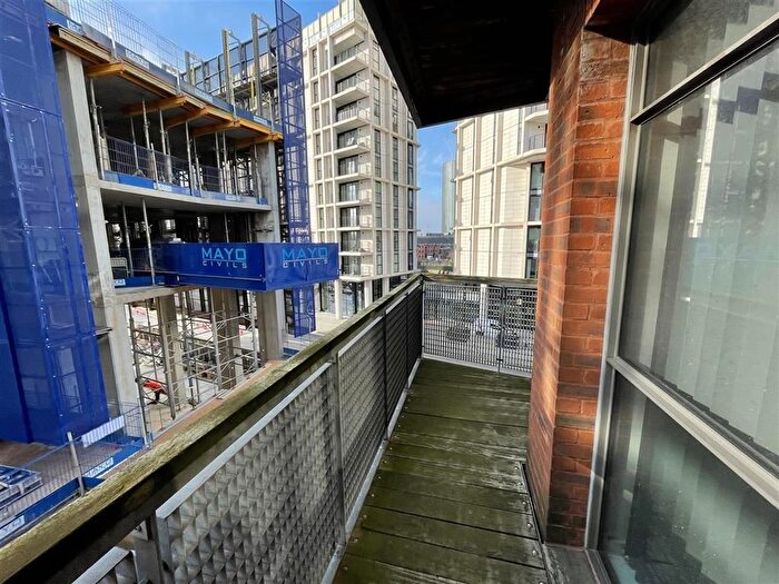 2 Bedroom Flat For Sale In Deansgate, Manchester, M3