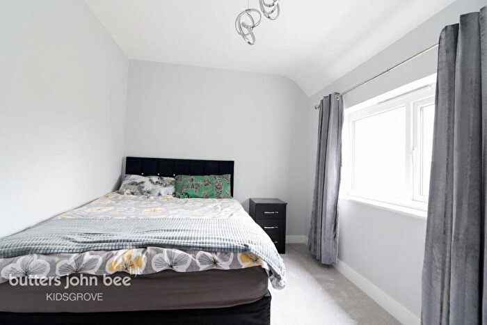 3 Bedroom Semi-Detached House For Sale In First Avenue, Kidsgrove, ST7