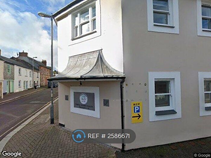 2 Bedroom Flat To Rent In Three Rivers House, Truro, TR1