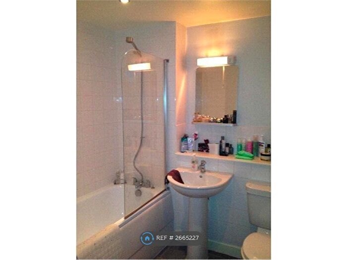 1 Bedroom Flat To Rent In Downham Road, London, N1