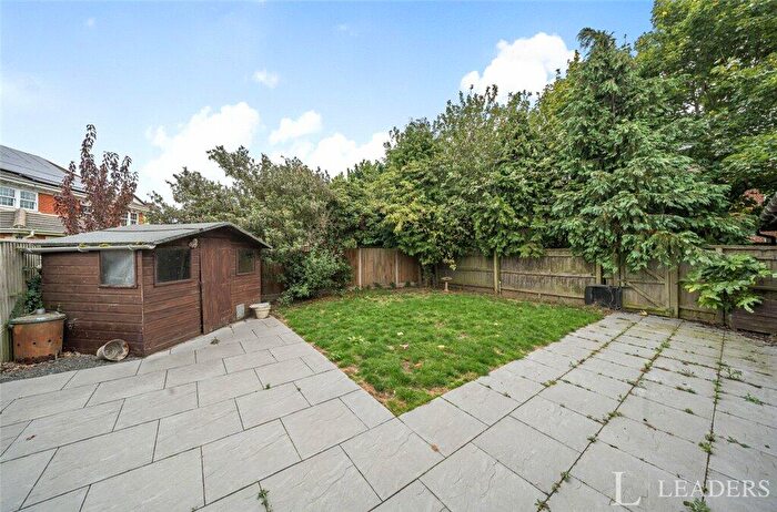 2 Bedroom Bungalow For Sale In Lucetta Gardens, Spalding, Lincolnshire, PE11