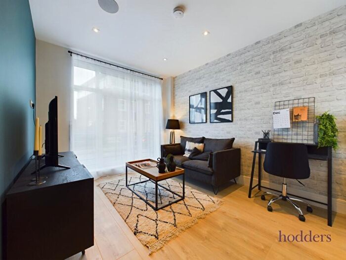 1 Bedroom Apartment To Rent In Surrey, KT16