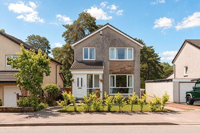 3 Bedroom Detached House For Sale In Dunglass Place, Milngavie, G62