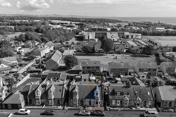 3 Bedroom Semi-Detached House For Sale In Bandon Avenue, Kirkcaldy, KY1