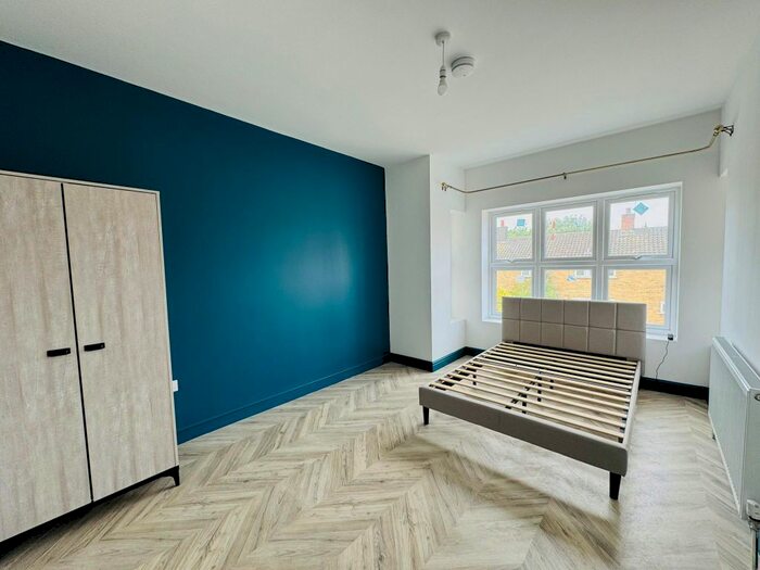 5 Bedroom Detached House To Rent In Bermuda Road, Tilbury, RM18