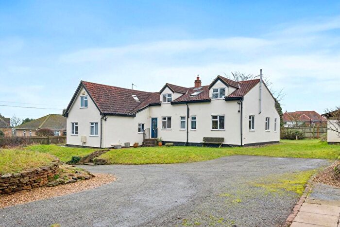 5 Bedroom Detached House For Sale In Holdenby Road, Spratton, Northamptonshire, NN6