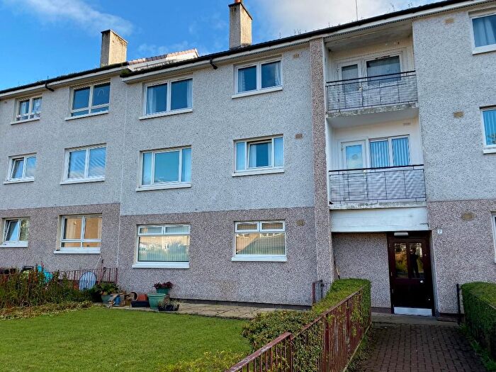 2 Bedroom Flat To Rent In Drakemire Avenue, Simshill, Glasgow, G45